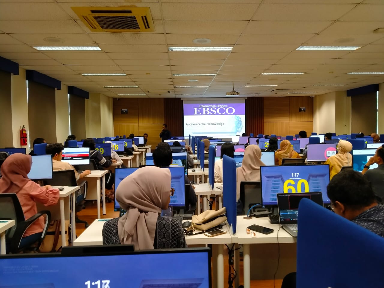 Workshop Database EBSCO: Meningkatkan Literasi Informasi Menuju Pendidikan Berkualitas
